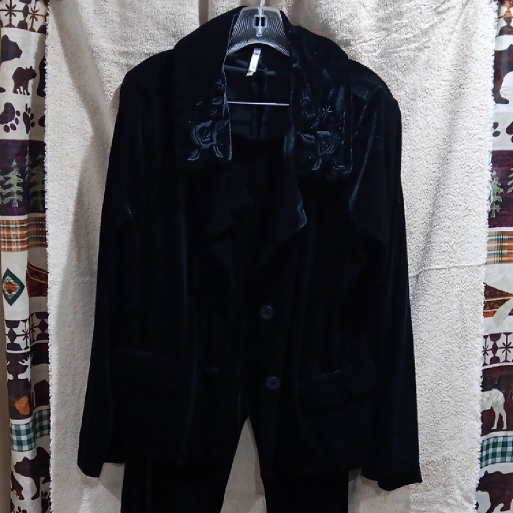 Elegant Black Women's Jacket